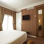 Ducs De Bourgogne Hotel