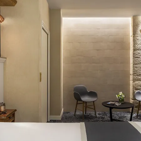 فندق Ducs De Bourgogne باريس