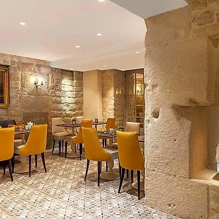 Ducs De Bourgogne Hotel