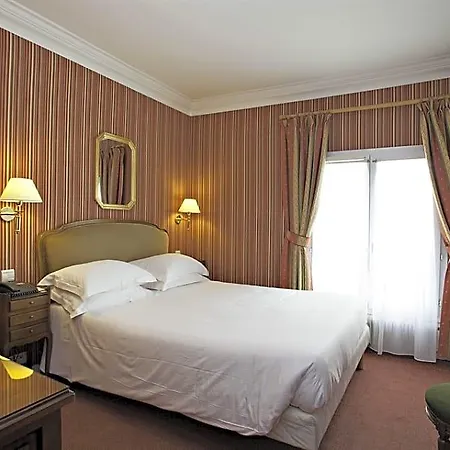 Ducs De Bourgogne Hotel