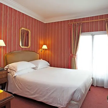 Ducs De Bourgogne Hotel 4*