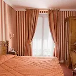 Ducs De Bourgogne 4* パリ
