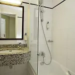 Ducs De Bourgogne 4* パリ